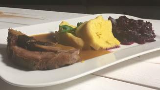 Mecklenburger-Rollbraten mit Rotkohl