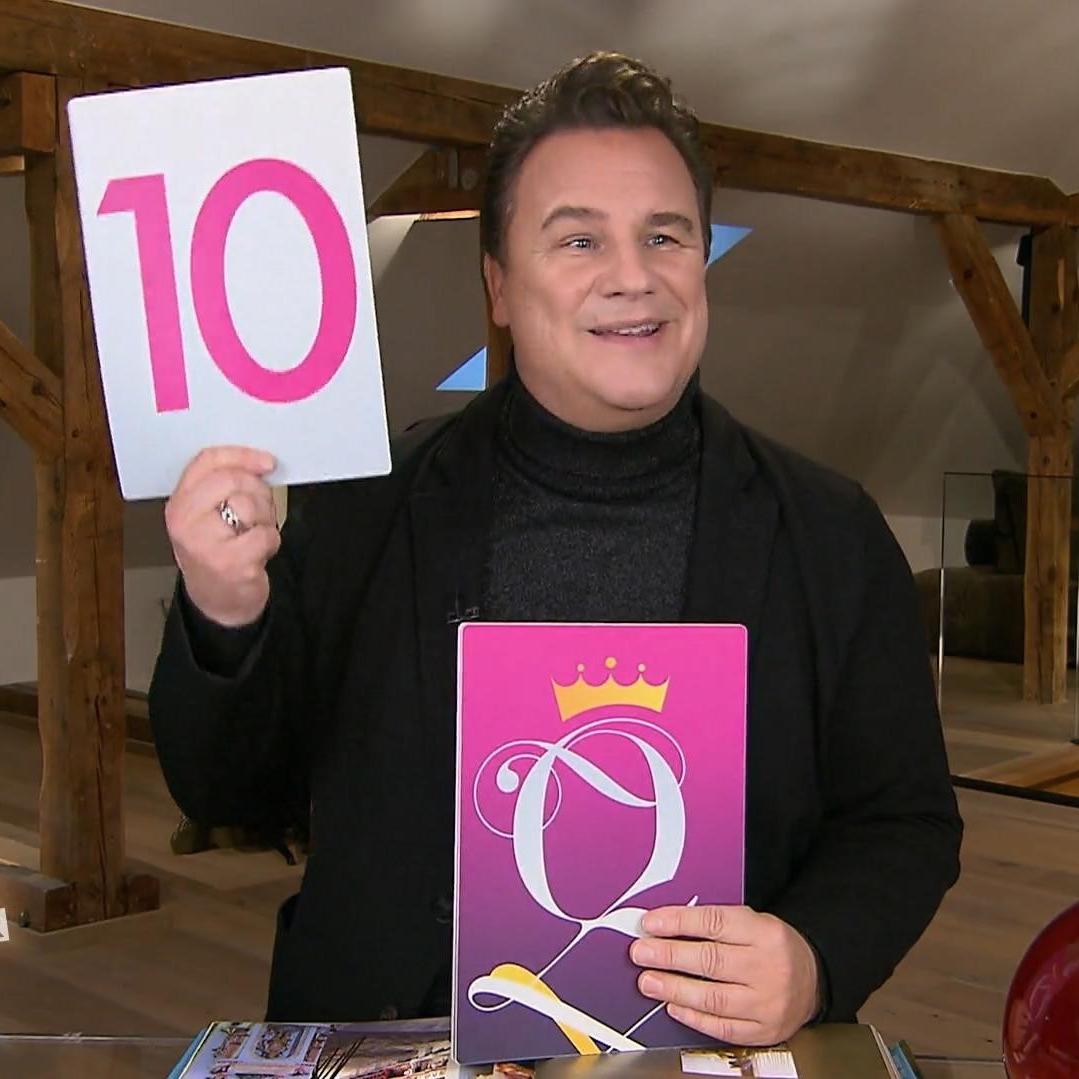 Stardesigner Guido Maria Kretschmer gibt zum ersten Mal dreimal in einer Woche die Höchstpunktzahl. Stardesigner Guido Maria Kretschmer gibt zum ersten Mal dreimal in einer Woche die Höchstpunktzahl.