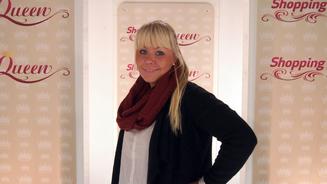 Miss Piggy als Monchhichi-Püppchen?