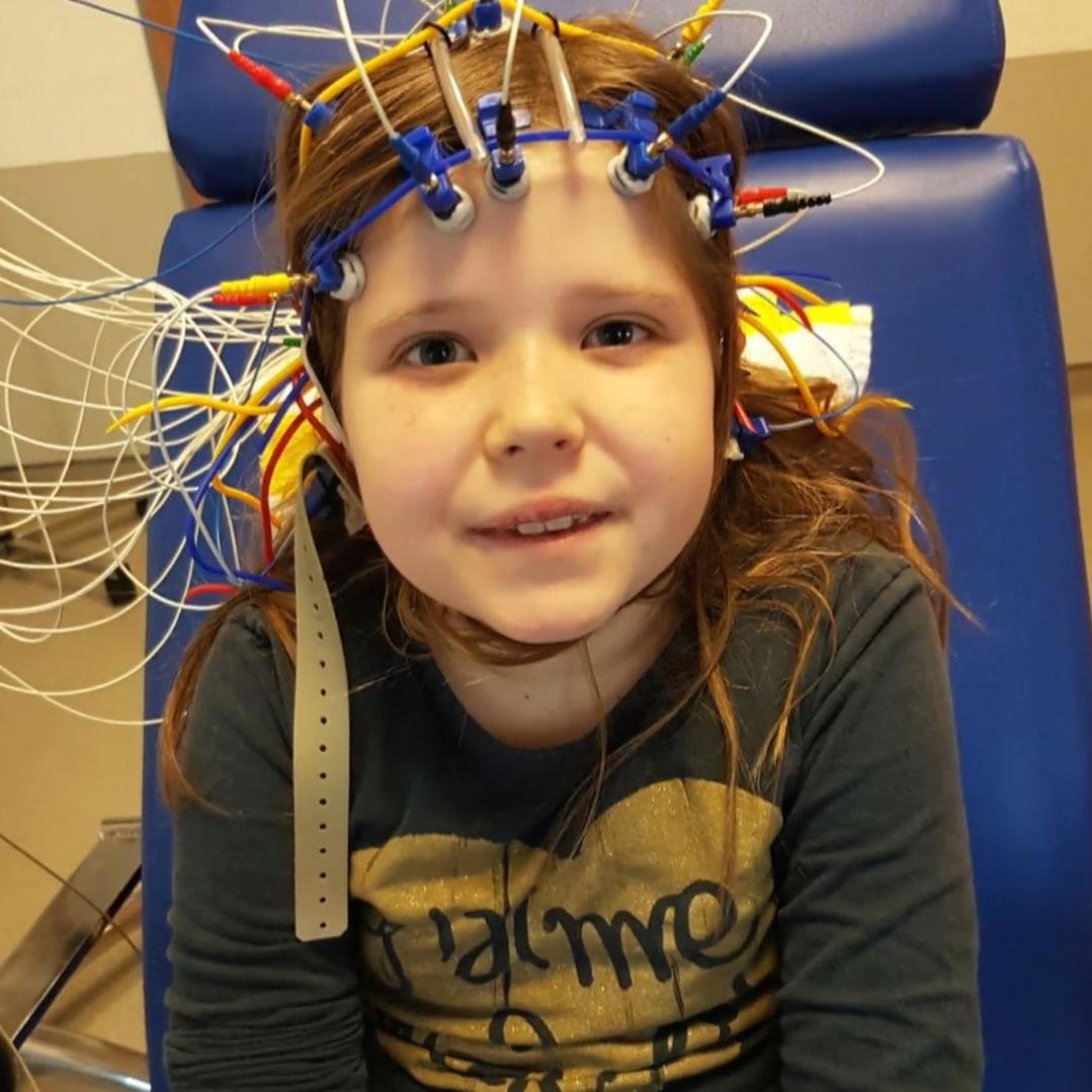 Aliya hatte mit 9 einen Schlaganfall. Dieses Trauma musste sie erst mal wegstecken. Aliya hatte mit 9 einen Schlaganfall. Dieses Trauma musste sie erst mal wegstecken.