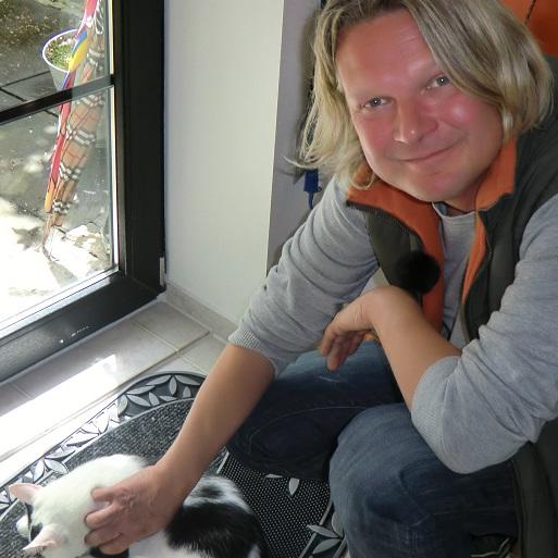 Vorschau2 - VOX-DOCMA TV - Katze darf wegen Cat-Port bald nach drauen Vorschau2 - VOX-DOCMA TV - Katze darf wegen Cat-Port bald nach drauen