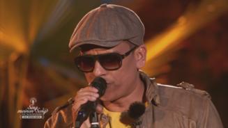 Xavier singt "Amoi seg' ma uns wieder"