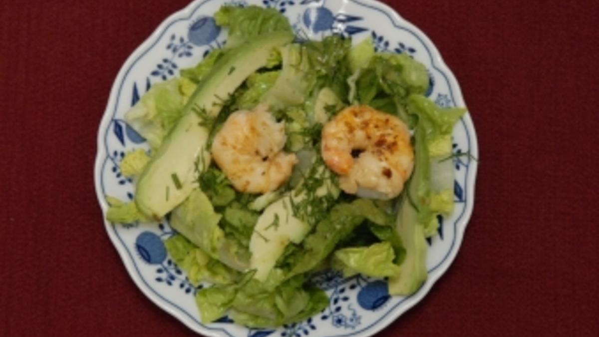 Das perfekte Promi Dinner Rezepte - Grüner Salat mit frischen Garnelen ...