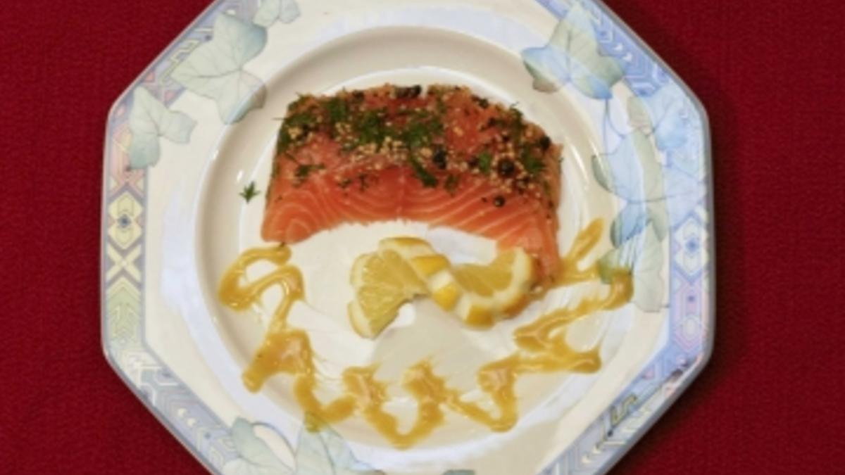 Das perfekte Promi Dinner Rezepte - Graved Lachs mit Honig-Senfsoße ...