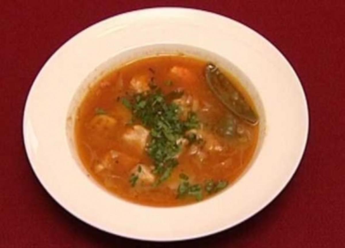 Das perfekte Promi Dinner Rezepte - Fischsuppe mit Lauch und ...