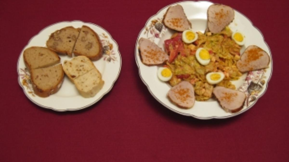 Das perfekte Dinner Rezepte - Gemischter Salat mit Schweinefilet-Chips ...