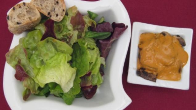 Das perfekte Dinner Rezepte - Blattsalate mit gebratenen Champignons ...
