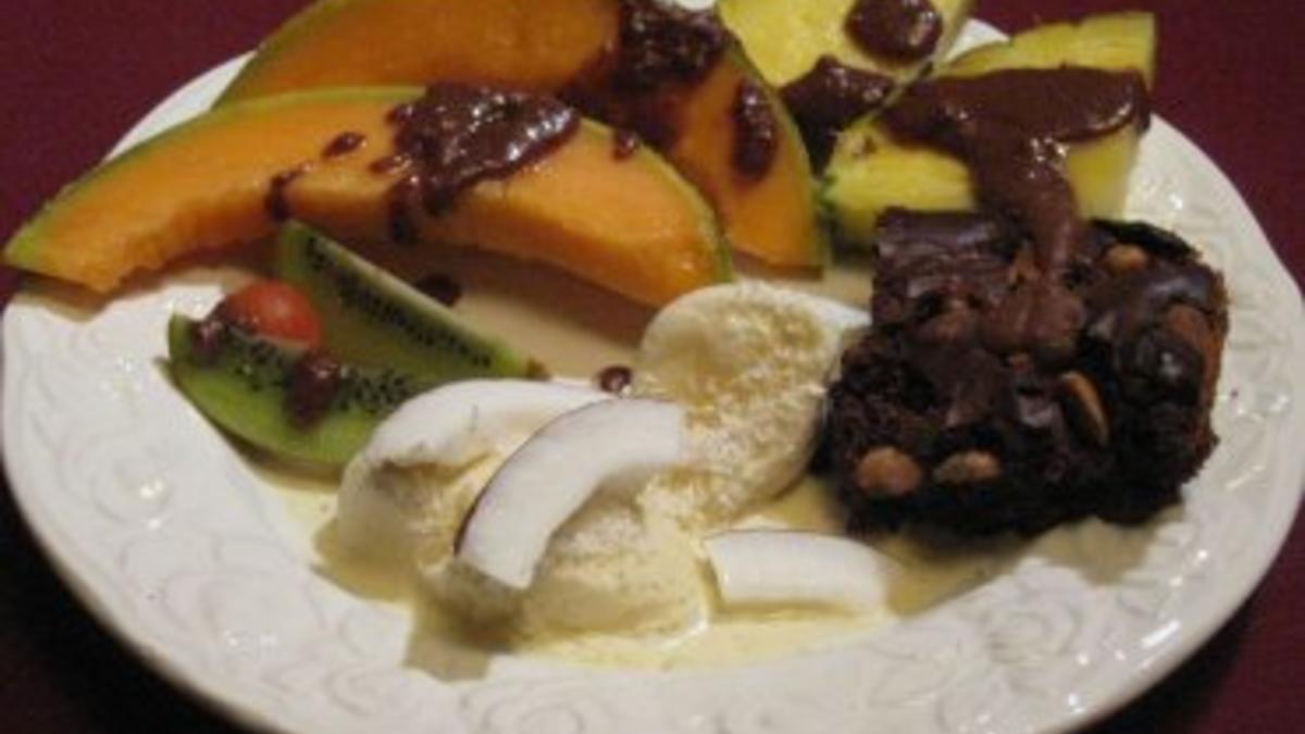 Das perfekte Dinner Rezepte - Erdnuss-Brownies mit Südsee-Eis und ...