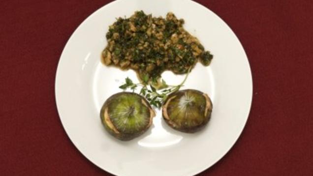 Das perfekte Promi Dinner Rezepte - Feige gefüllt mit Ziegenfrischkäse ...