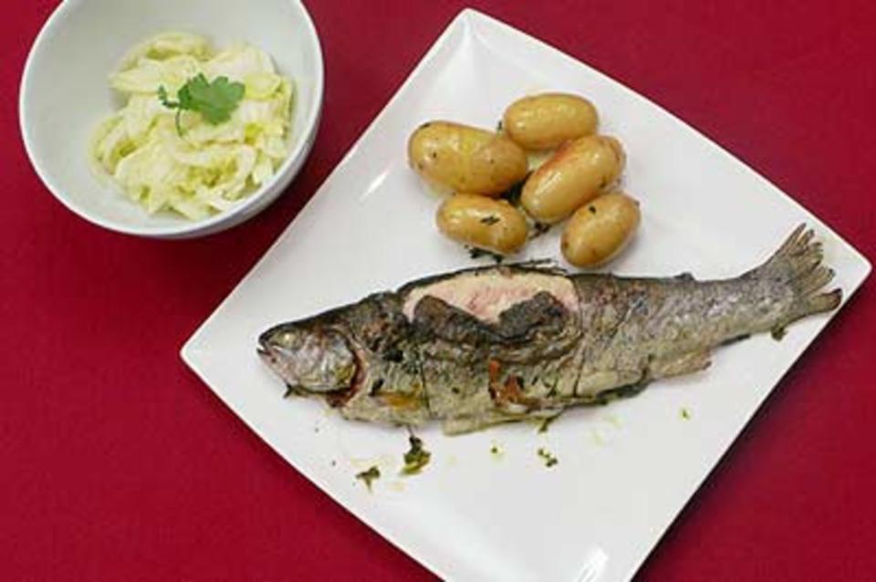 Das perfekte Dinner Rezepte - Forelle mit Kräuterfüllung, dazu ...