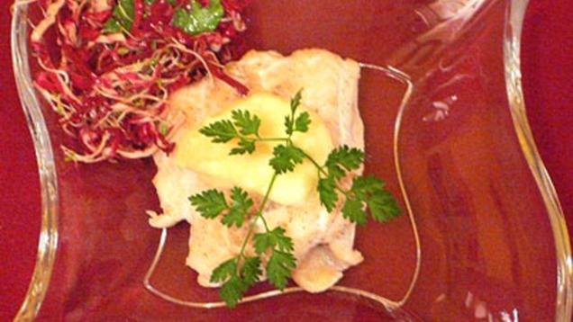 Das perfekte Dinner Rezepte - Forellenröllchen mit Meerrettich-Apfel-Schaum