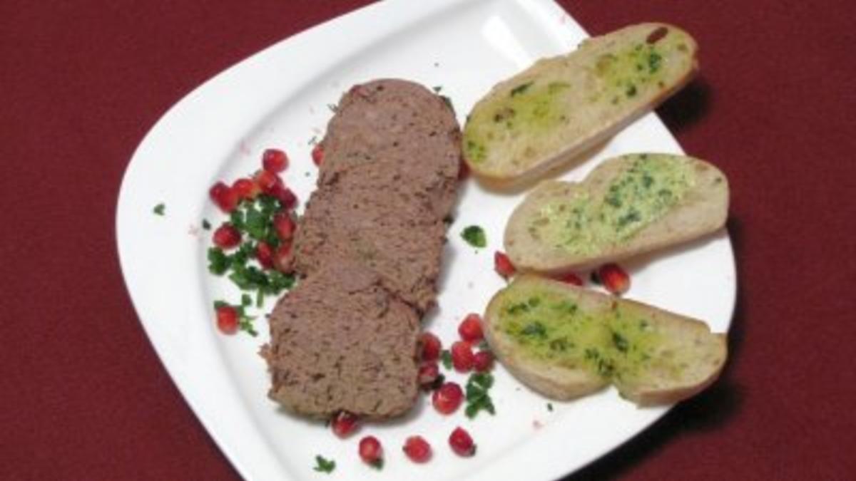 Das perfekte Dinner Rezepte - Hühnerleberpastete mit geröstetem Brot