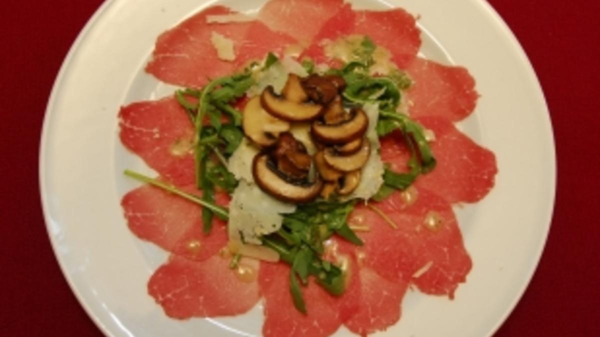 Das perfekte Promi Dinner Rezepte - Rindercarpaccio mit Steinpilzen ...