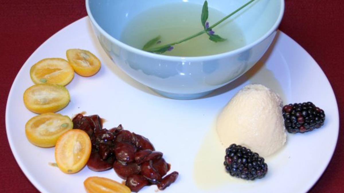Das perfekte Dinner Rezepte - Champagnersuppe mit Balsamico-Kirschen ...