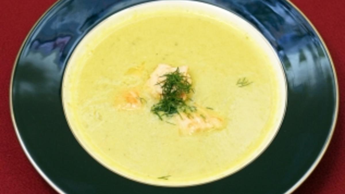 Das perfekte Promi Dinner Rezepte - Gurkensuppe mit Lachs (Aleks Bechtel)