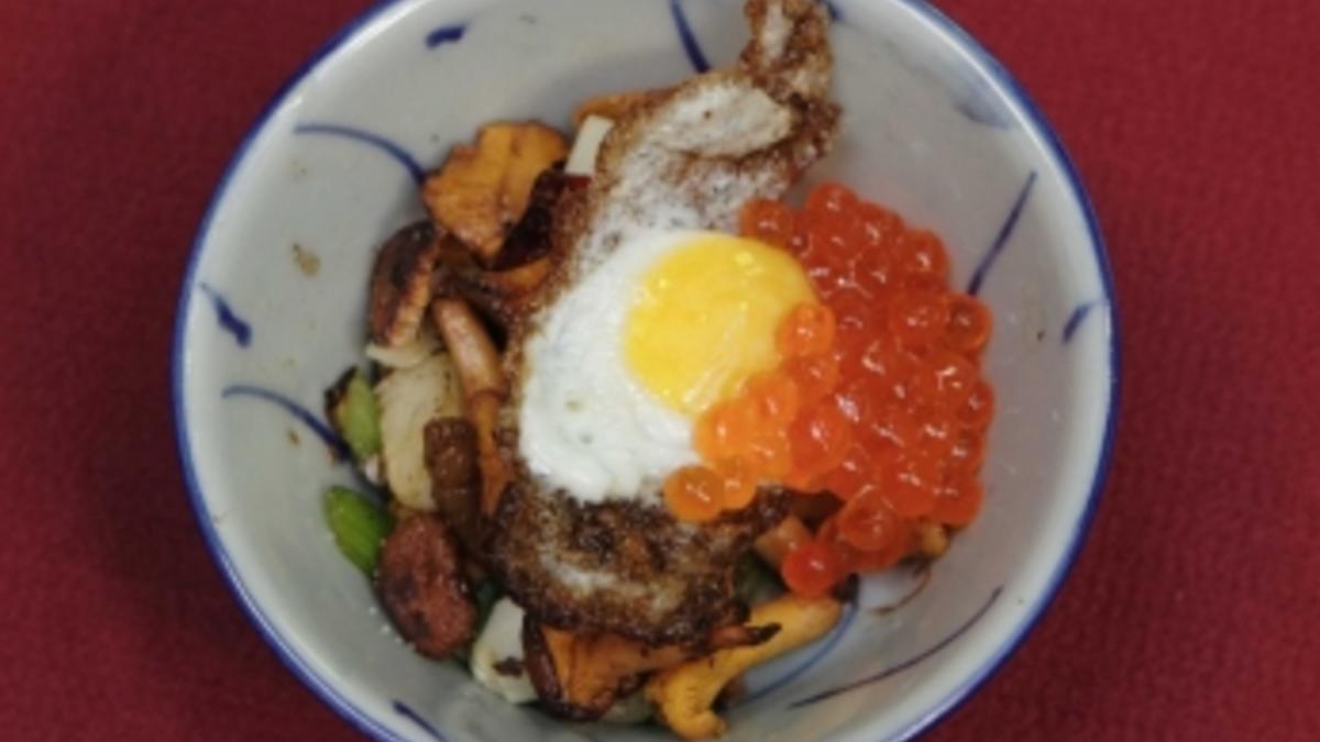 Das perfekte Promi Dinner Rezepte - Wachtelei auf Pfifferlingen unter ...