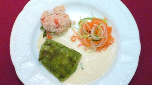 Das perfekte Dinner Rezepte - Zanderfilet mit Kräuterkruste auf einem ...