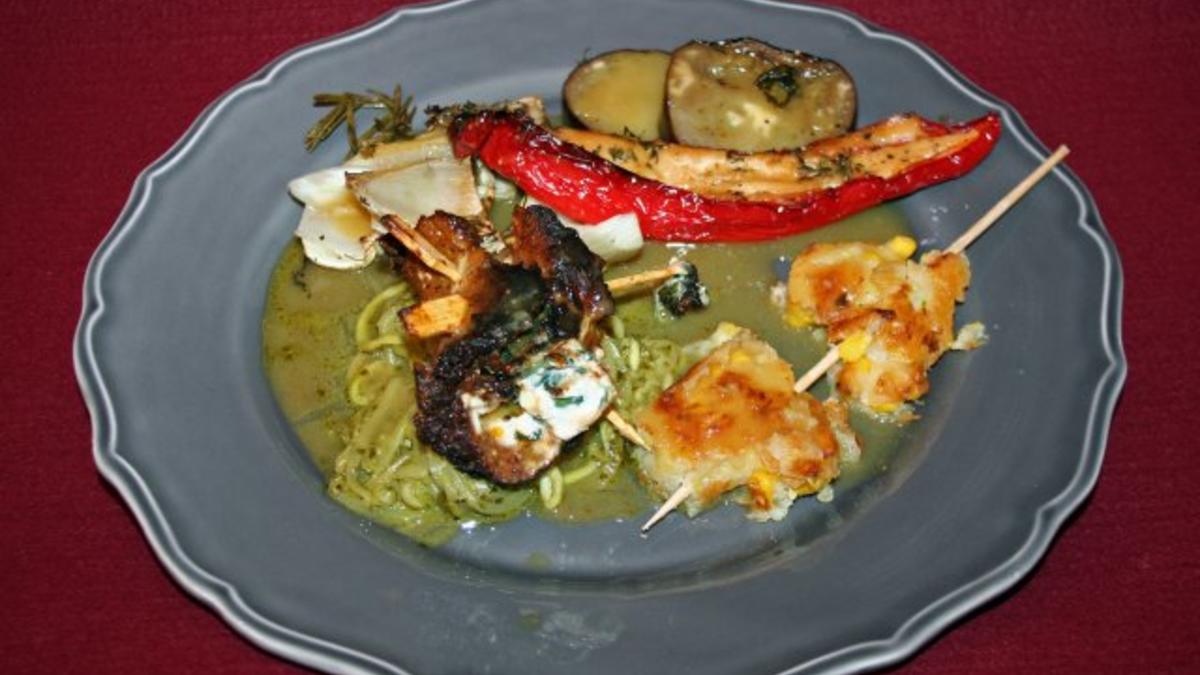 Das perfekte Dinner Rezepte - Rucola-Seitan-Roulade auf Zucchinibett ...