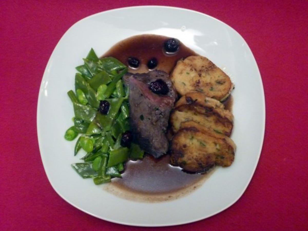 Das perfekte Dinner Rezepte - Rehrücken auf Cranberry-Rotweinsoße, dazu ...