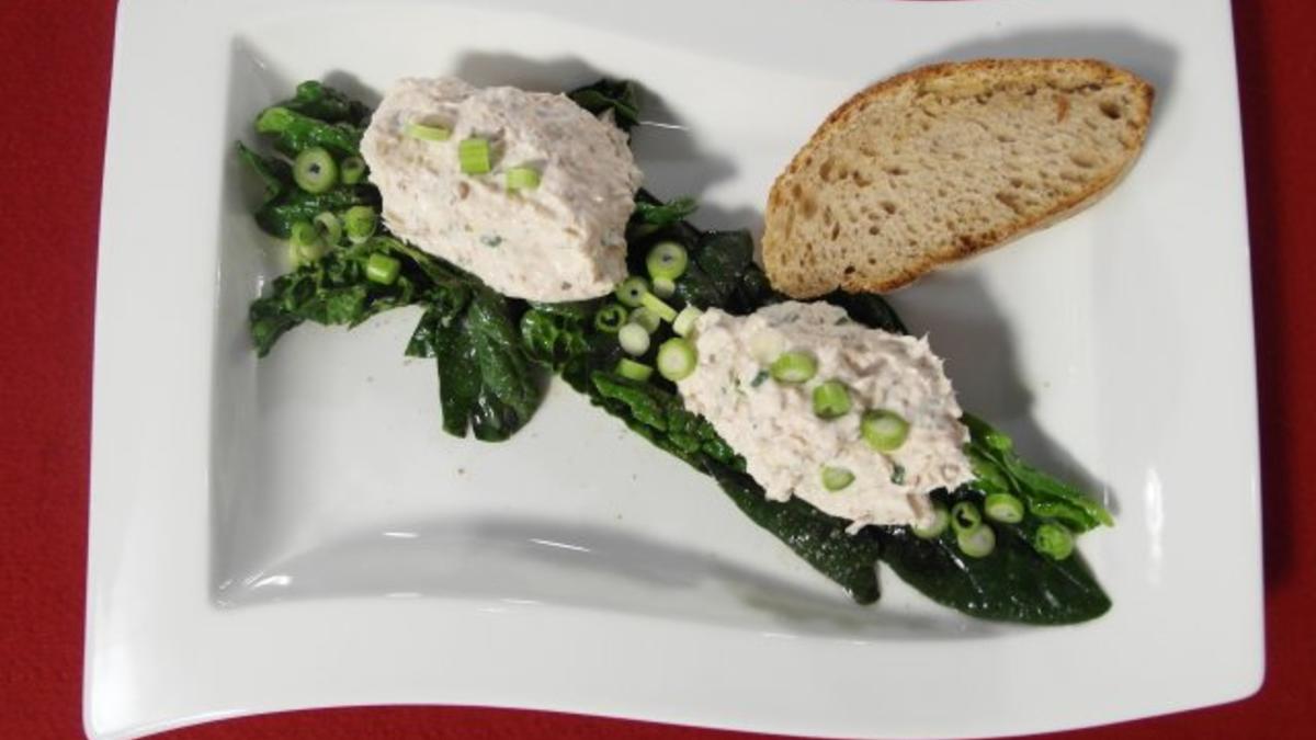 Das perfekte Dinner Rezepte - Kasseler-Mousse auf frischem Blattsalat