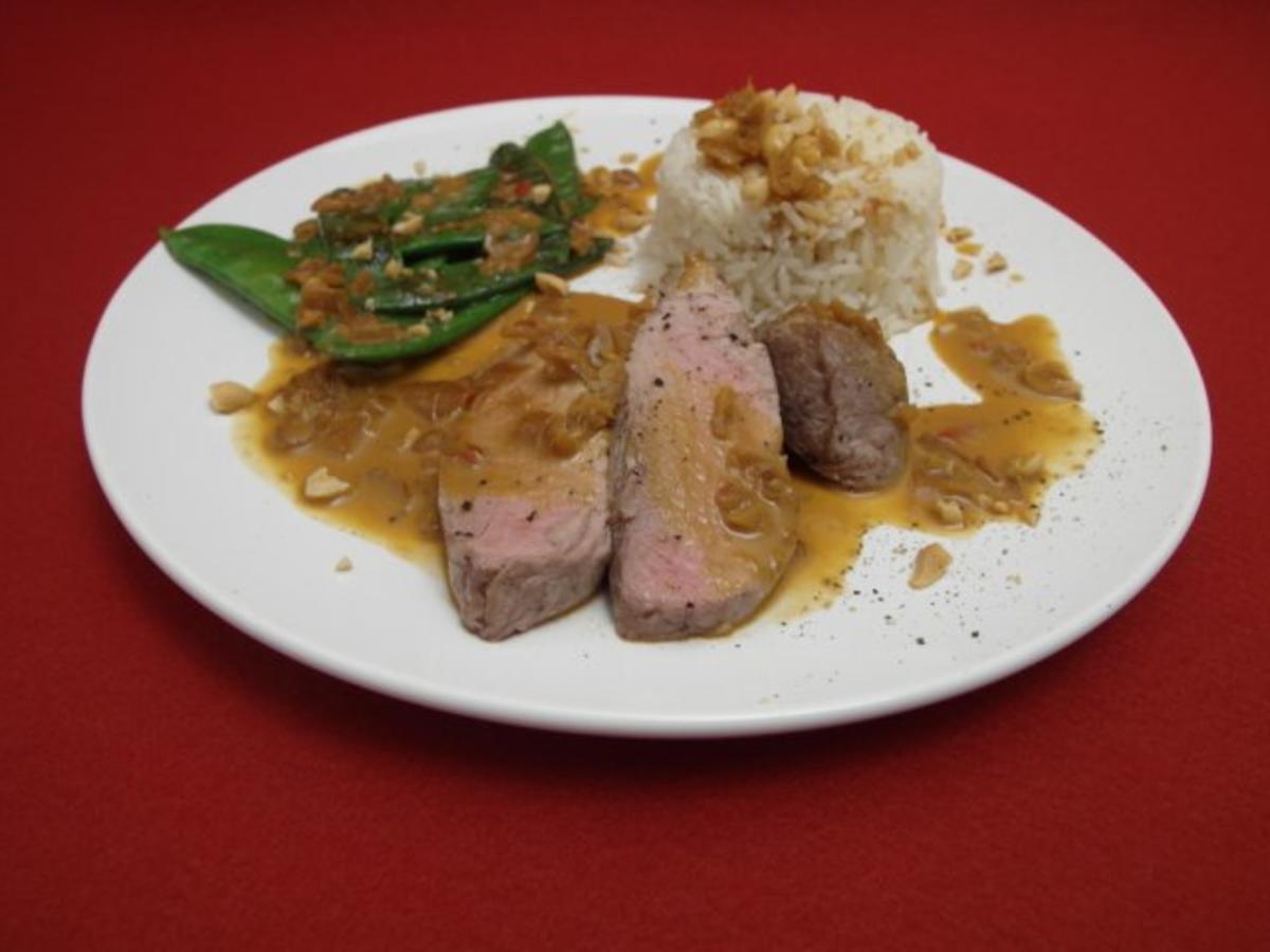 Das perfekte Dinner Rezepte - Schweinefilet mit scharfer Erdnuss-Curry ...