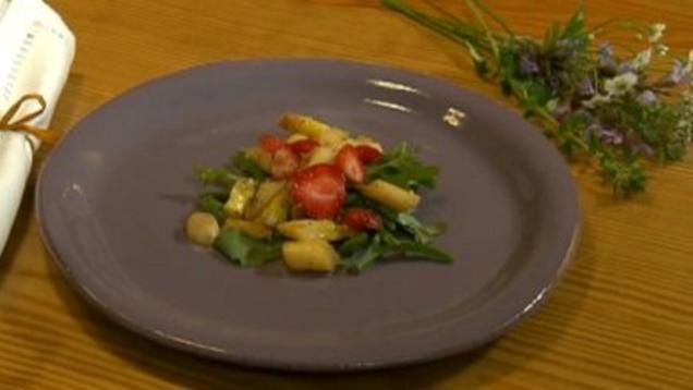 Das perfekte Promi Dinner Rezepte - &amp;quot;Pflücken, Zupfen, Stechen ...