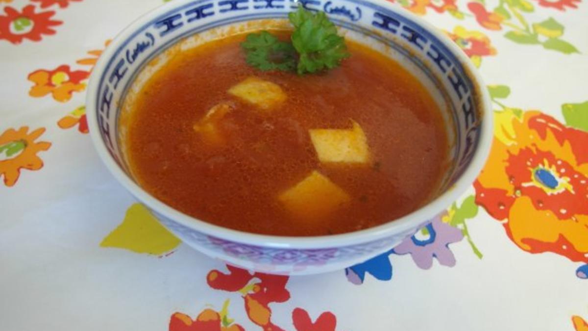 Das perfekte Dinner Rezepte - Asiatische Tomatensuppe mit Eierstich