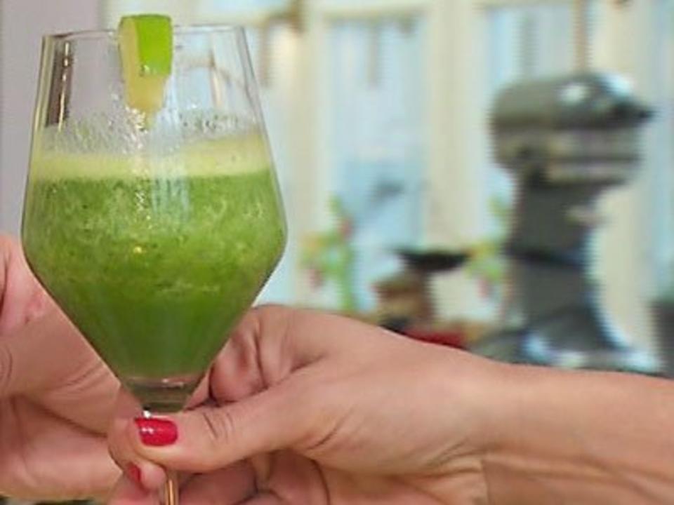 Bananen-Basailikum-Smoothie (Claudia Effenberg)