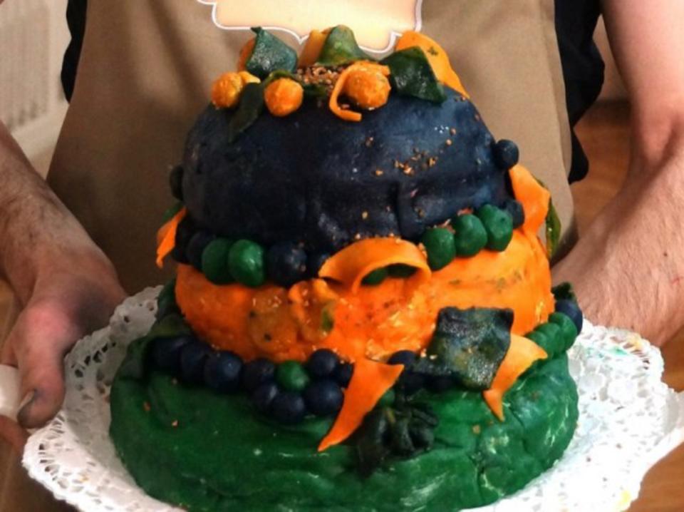 "Lavendel-Space-Torte"