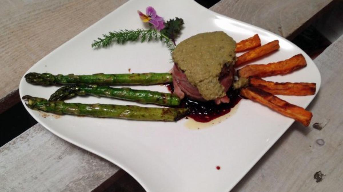 Das perfekte Dinner Rezepte - Rinderfilet mit Trüffelkruste, grünem ...