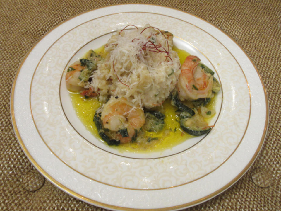 Weißweinrisotto mit Zucchini und Gambas
