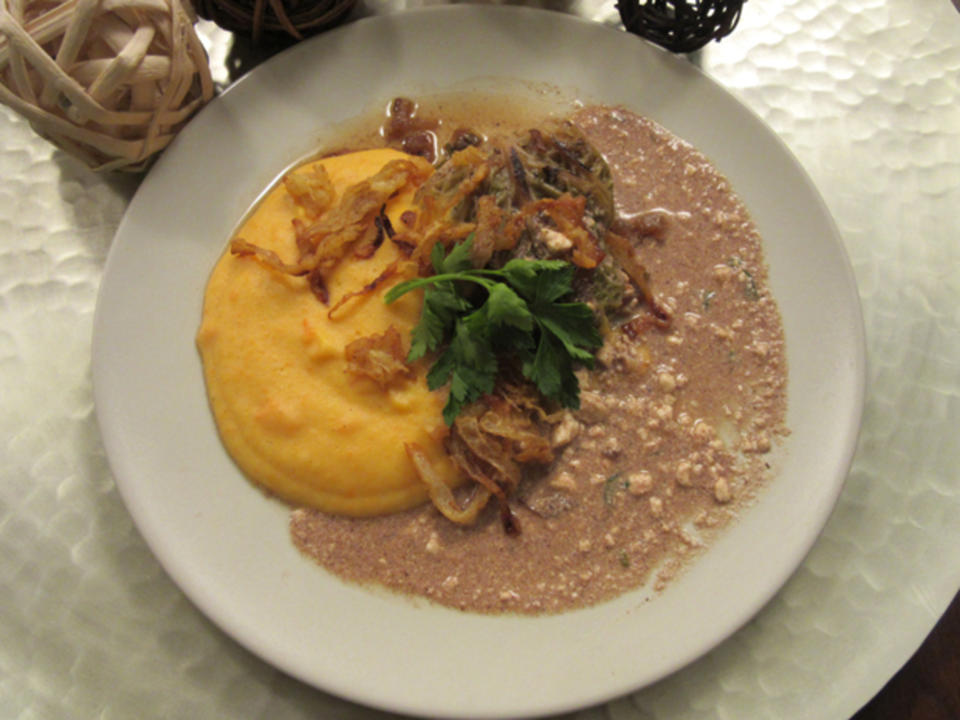 Kalbskrautwickel mit Kartoffelkarottenstampf