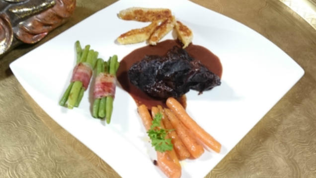 Das perfekte Dinner Rezepte - Rinderbäckchen mit Sesamschupfnudeln und ...