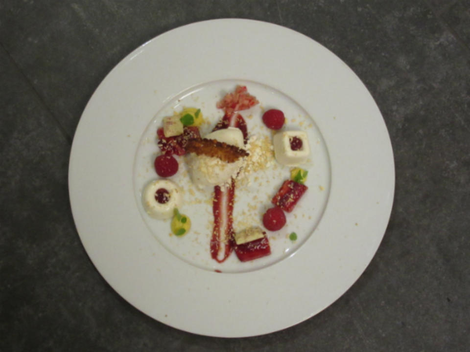 Variation von Rhabarber & Joghurt