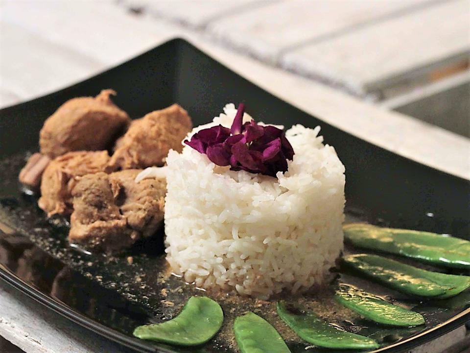 Adobo mit Farmareis