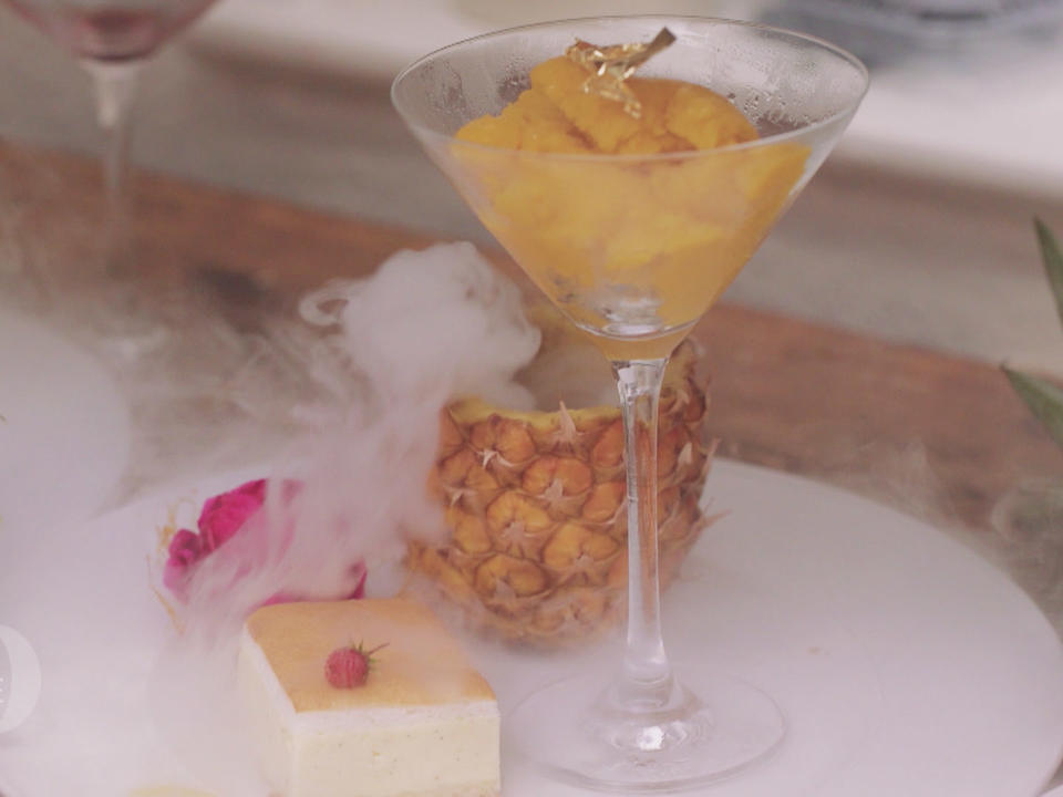 Mango-Maracuja-Ananas Sorbet mit Vanilleküchlein