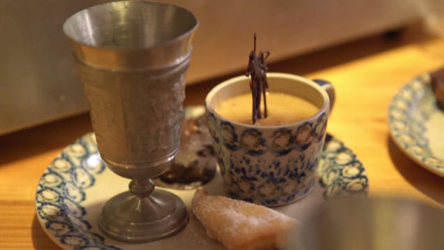 Das perfekte Dinner Rezepte - Birnenpudding mit Hasenöhrchen ...