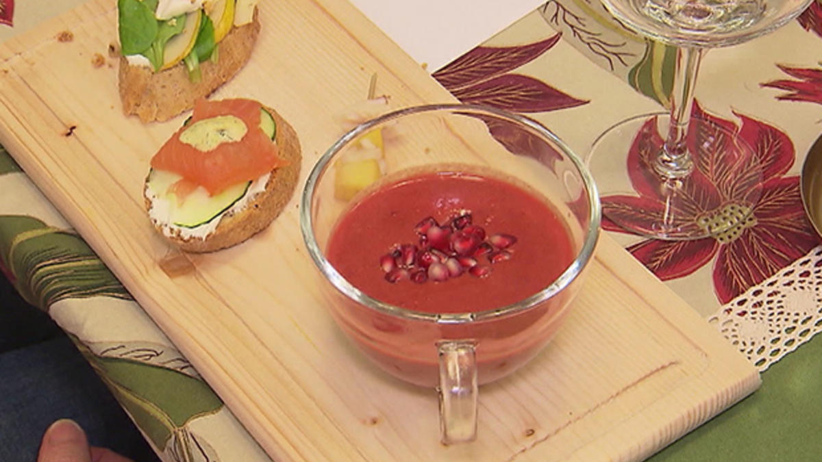 Das perfekte Dinner Rezepte - Rote Bete Suppe trifft Granatapfel