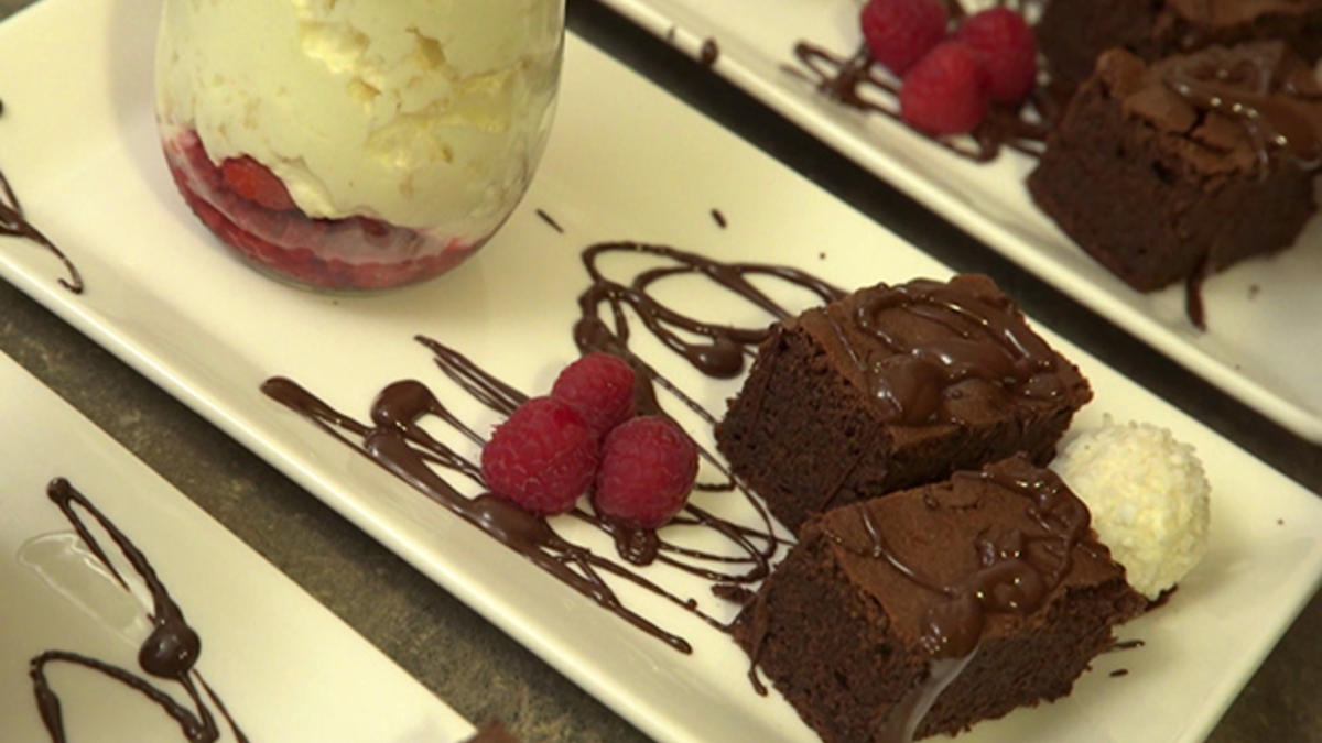 Das perfekte Dinner Rezepte - Brownie mit Rafaellocreme