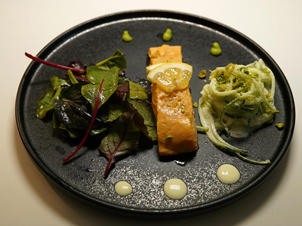 Der scharfe, wilde Schwimmer