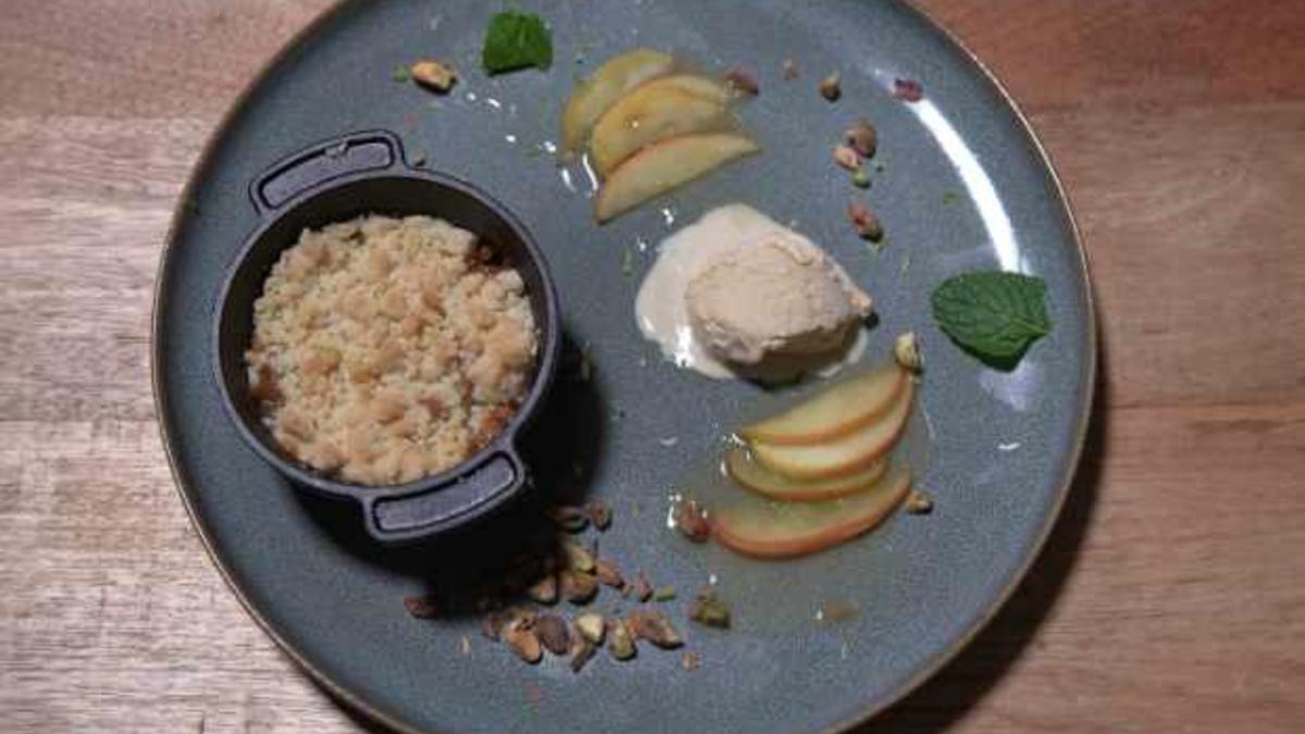 Das perfekte Dinner Rezepte - Birnencrumble mit Tonkabohnen-Eis auf ...