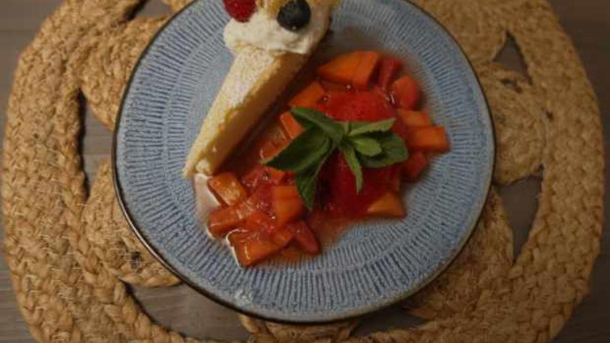 Das perfekte Dinner Rezepte - Käsekuchen mit Erdbeersorbet und Mango ...