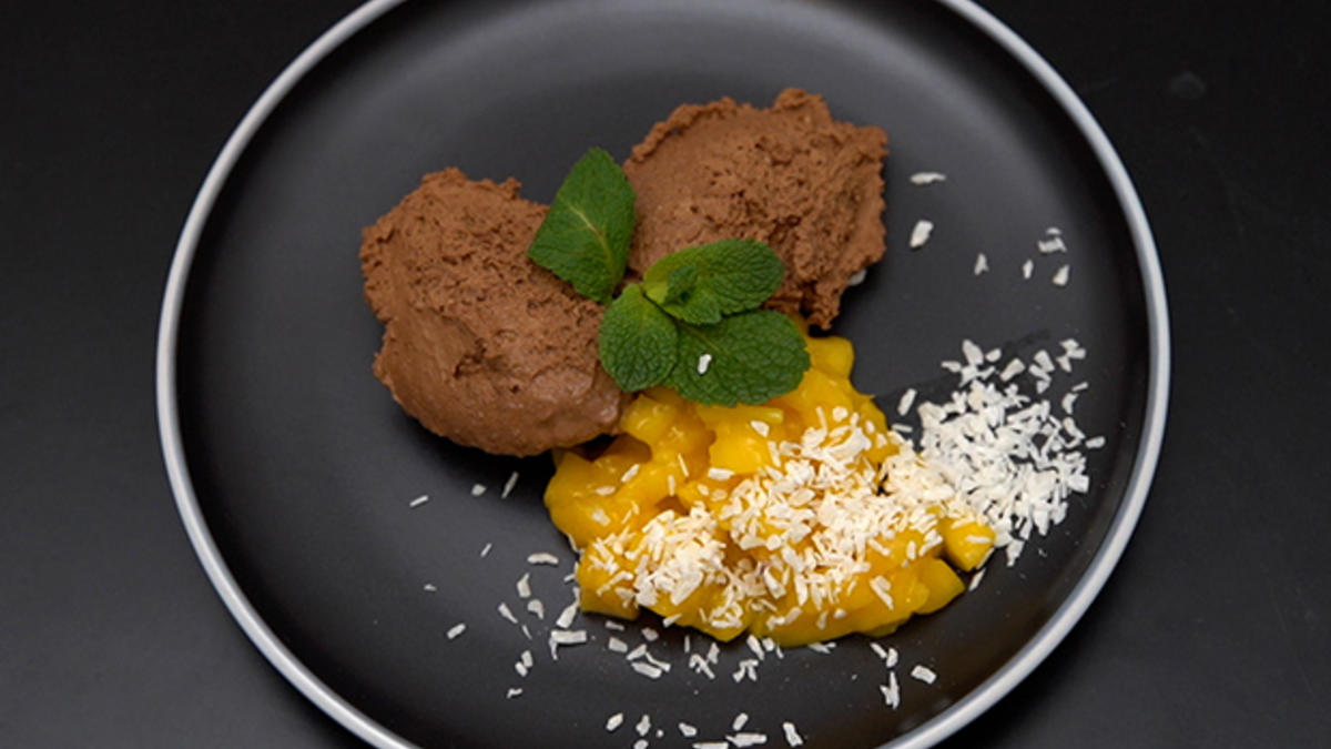 Das perfekte Dinner Rezepte - Veganer Mousse au Chocolat aus Seidentofu