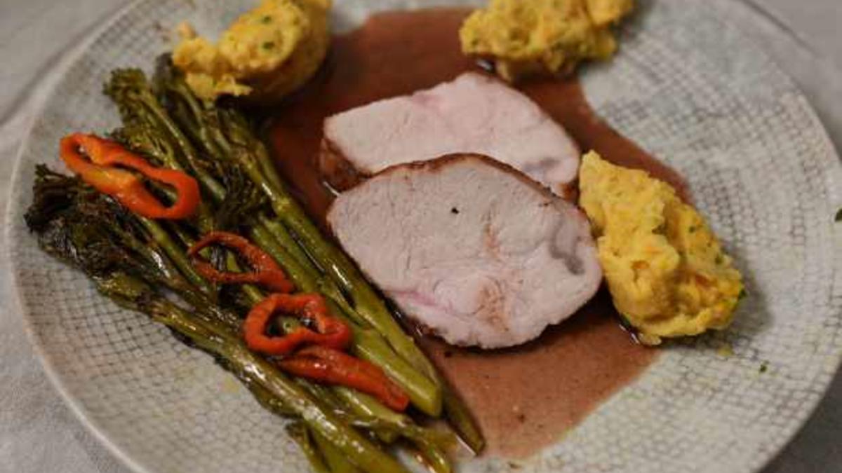 Das perfekte Dinner Rezepte - Kalbskarrée mit Bimi und Quark-Parmesan ...