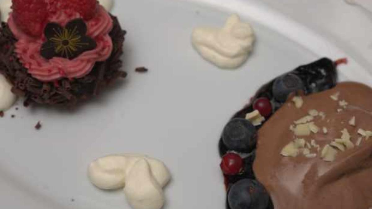 Das perfekte Dinner Rezepte - Marzipan-Himbeer-Törtchen mit ...