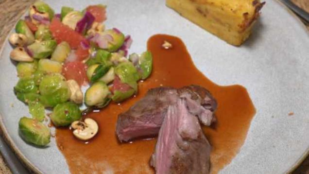 Das perfekte Dinner Rezepte - Kalbsfilet mit Kartoffel-Baumkuchen und ...