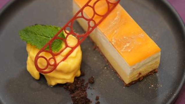 Das perfekte Dinner Rezepte - Passionsfruchtküchlein mit Mangosorbet