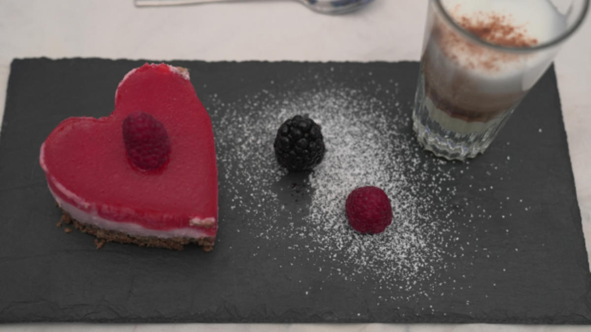 Das perfekte Dinner Rezepte - Erdbeer-Sahne-Törtchen mit Barraquito