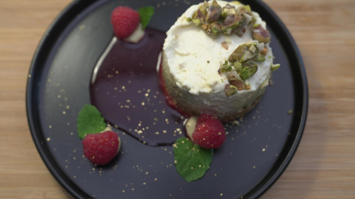 Das perfekte Dinner Rezepte - Pistazien-Cheesecake-Törtchen mit ...