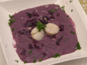 Süßkartoffel-Sauerkraut-Eintopf mit Coquilles Saint-Jacques